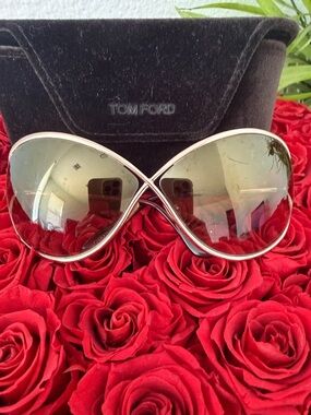 Tom Ford Women's Silver Frame Sunglasses with Gradient Lenses